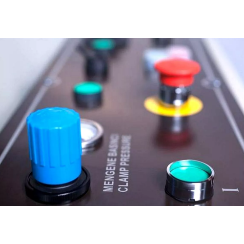 Yilmaz ACK 700 — Одноголовочная автоматическая пила с нижней подачей диска Ø700 мм