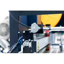 Yilmaz SK 400 — Автоматическая пила для серийной резки под углом 90° с верхней подачей диска