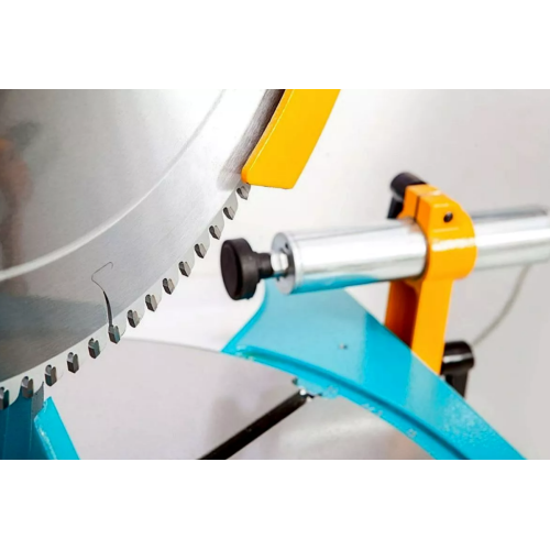 Yilmaz KD 400 PS — Пила с изменяемым углом резки, пневмоприжимами и системой охлаждения диска